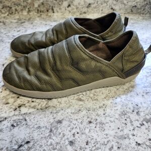 CATerpillar Crossover water resistant Slip on shoe Mens size 10